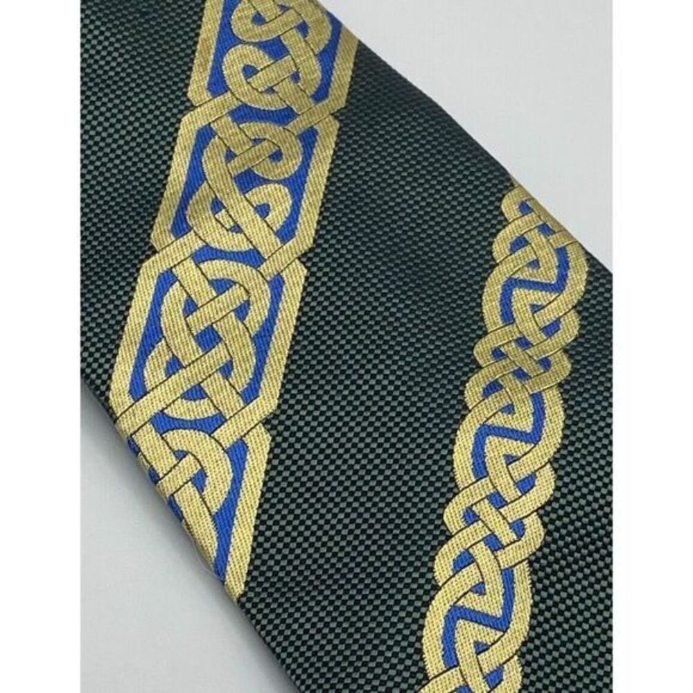 Patrick Francis Ireland 100% Silk Tie Celtic Knot Design Green Gold Blue‎
